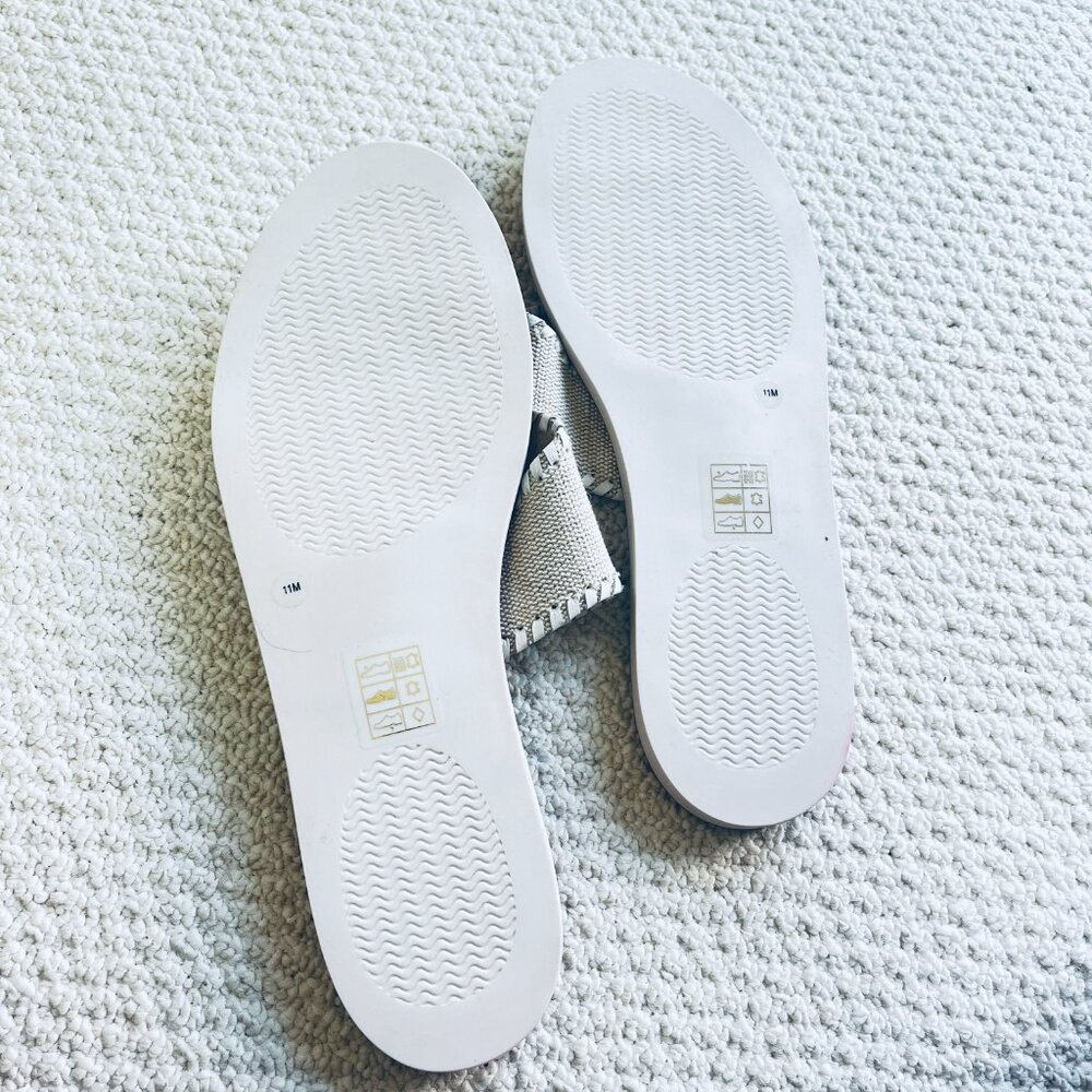 Jack Rogers Surfboard Tan Canvas Leather Shoes 11M NWT - Picture 3 of 3